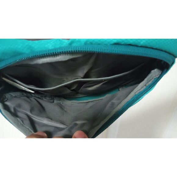 Outdoor Products Marilyn Waist Pack Crossbody Fanny Bag Teal Green - Picture 3 of 8
